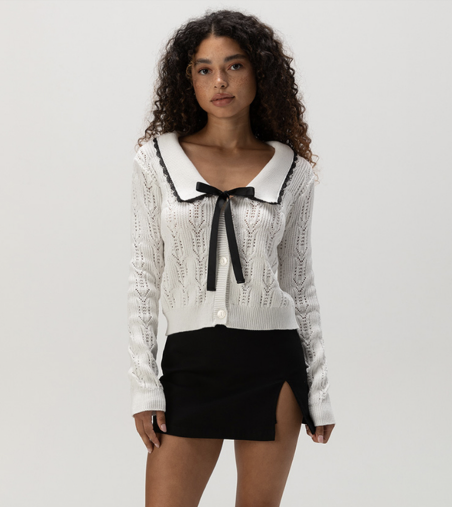 2024 Back-to-School Style: Pre-Fall Outfits and Accessories You Need for September, back to school outfits, casual outfits, autumn school outfits, casual school outfits, women school outfits, early fall outfit, bow top